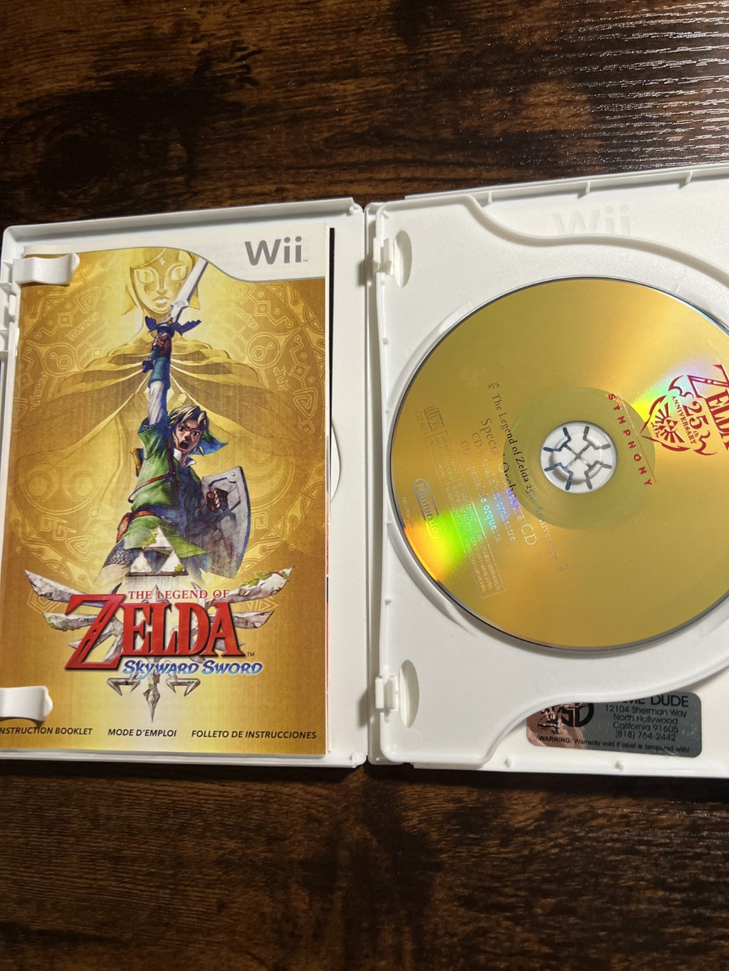 Legend of Zelda Skyward Sword 25th Anniversary Nintendo Wii complete with music CD